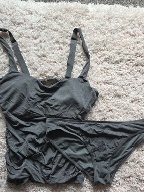 Athleta Tankiniki Set